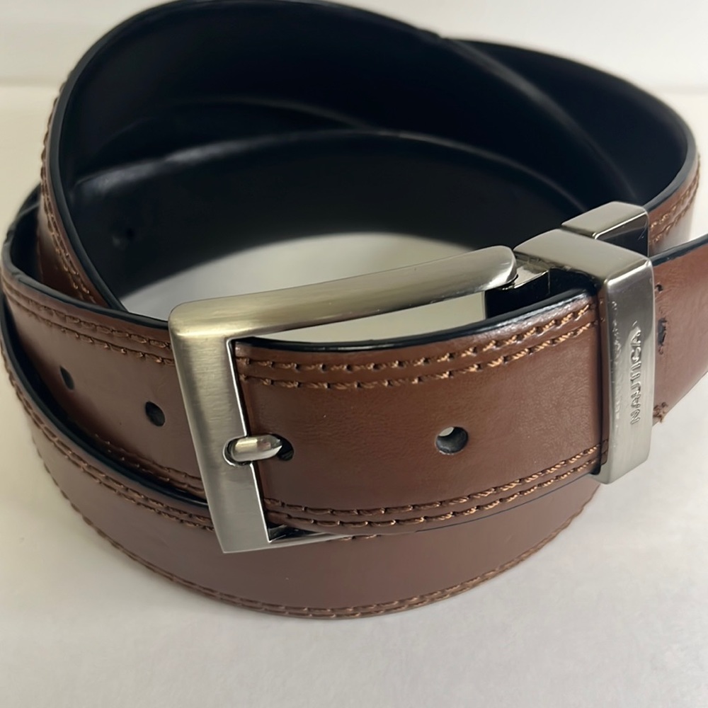 Nautica brown faux leather metal buckle belt. Size 44 waist